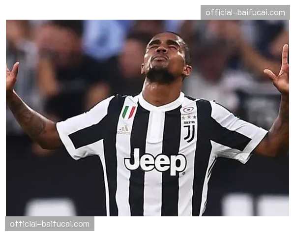 巴西足协宣布新帅人选,蒂特时隔一年半再度执掌桑巴军团 巴西足协宣布新帅人选,蒂特时隔一年半再度执掌桑巴军团